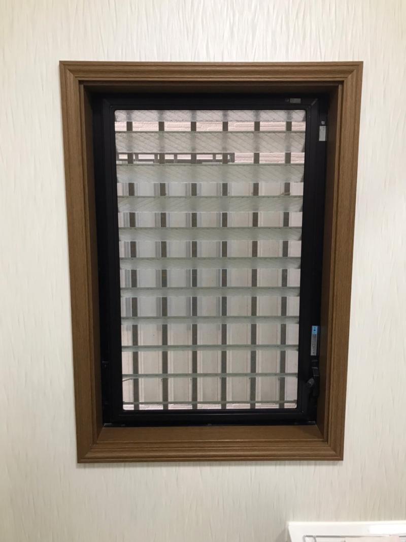 海老名市　窓リフォーム施工例　硝子ルーバー窓→上げ下げ窓　外窓交換