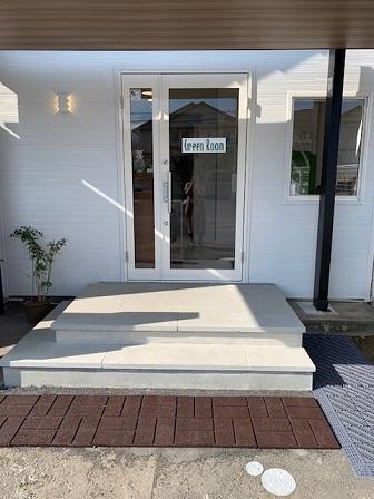 歩行者用補助手すりの取付