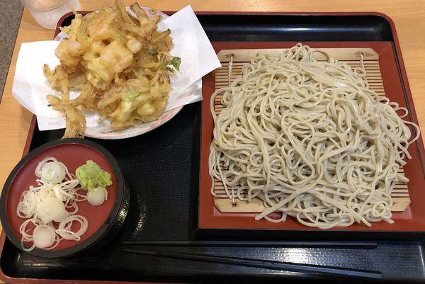 瀬谷で昼食