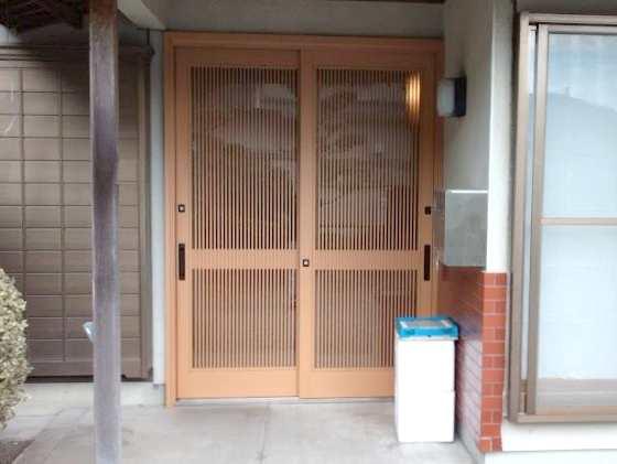 建てつけの悪くなった玄関引戸を替えたい