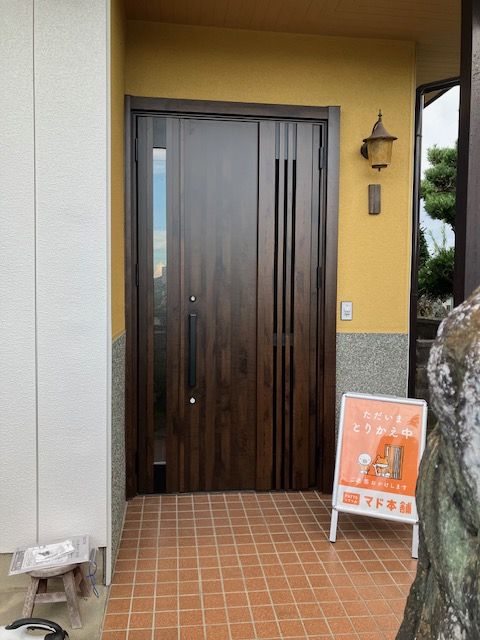 玄関リフォーム