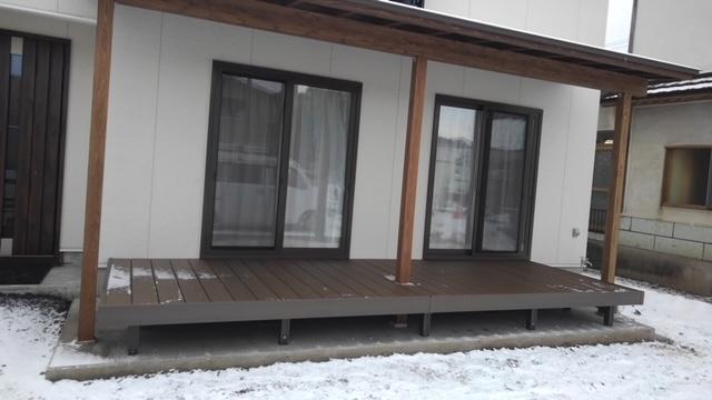 ウッドデッキの施工例