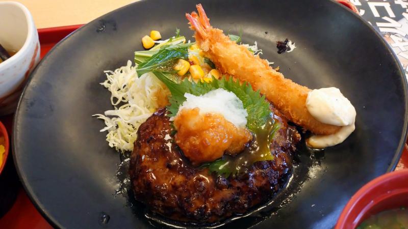 お昼ご飯！！