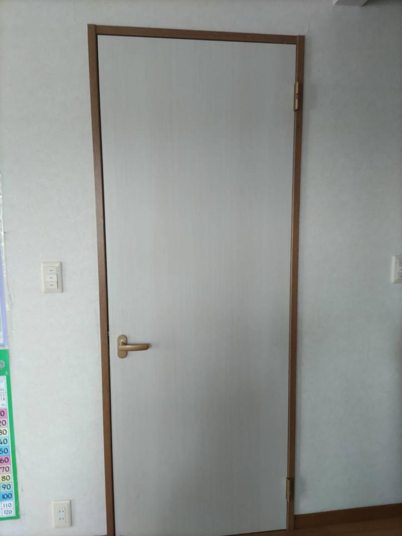室内ドア施工