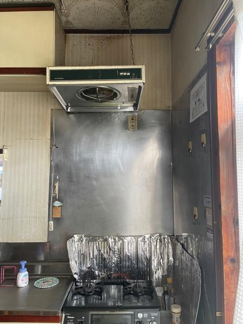 年代を感じる換気扇