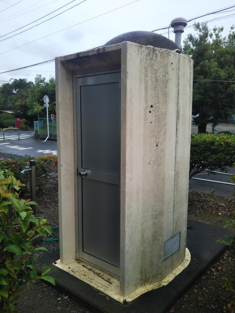佐野市内公園ﾄｲﾚのドア交換をしました。
