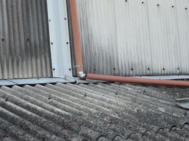 雨漏れ対応　雨樋工事