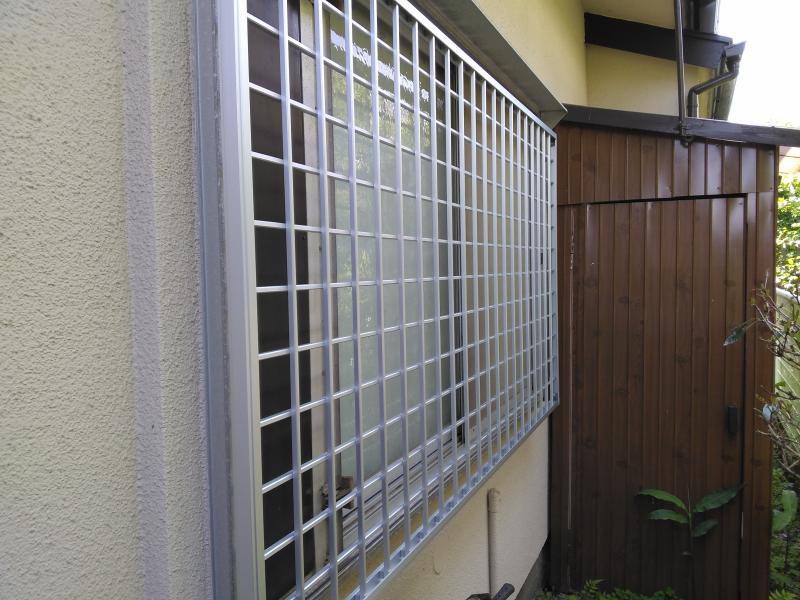 面格子の取付(八王子市)