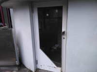 ミネトーヨー住器の学校ガラス交換の施工事例詳細写真1