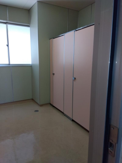 ミネトーヨー住器の【八王子市】私立高等学校　トイレ改修工事の施工事例詳細写真1