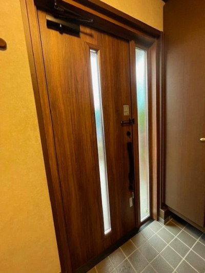 ミネトーヨー住器の【昭島市】カバー工法リフォーム玄関ドア「リシェントⅢ」断熱仕様　取付工事の施工事例詳細写真4