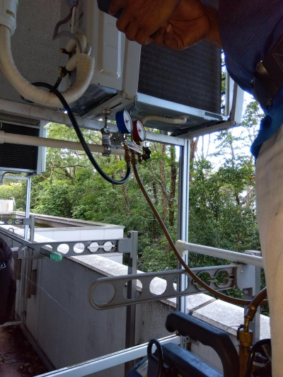 ミネトーヨー住器の【八王子市】私立大学学生寮　エアコン点検、修理の施工事例詳細写真2