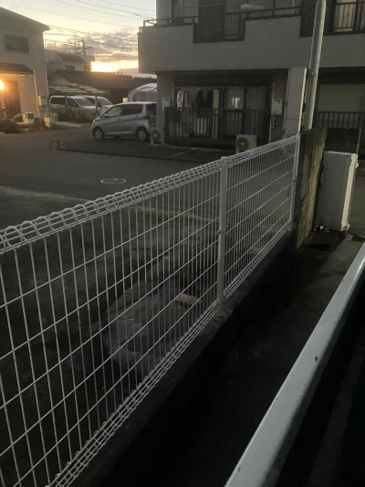 ミネトーヨー住器の【動画有】八王子市　養護施設フェンス取替工事の施工事例詳細写真2