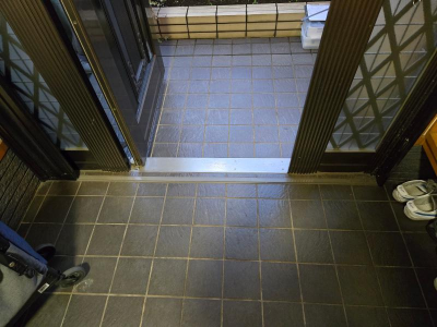 【八王子市】カバー工法　玄関ドア ミネトーヨー住器のブログ 写真3