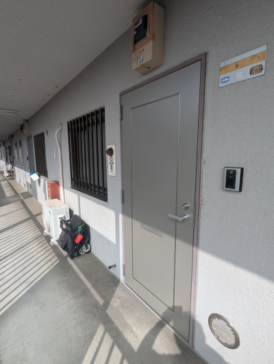 ミネトーヨー住器の【立川市】玄関スチールドア 本体交換工事の施工事例詳細写真2