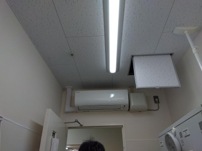 ミネトーヨー住器の【八王子市】病院 控室カーテンレール設置工事の施工事例詳細写真1