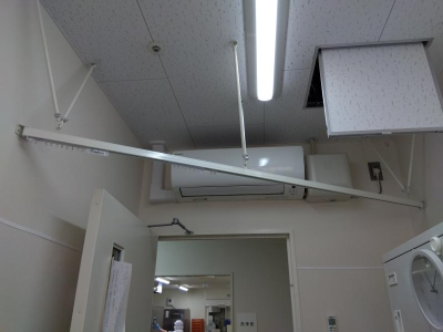 ミネトーヨー住器の【八王子市】病院 控室カーテンレール設置工事の施工事例詳細写真2