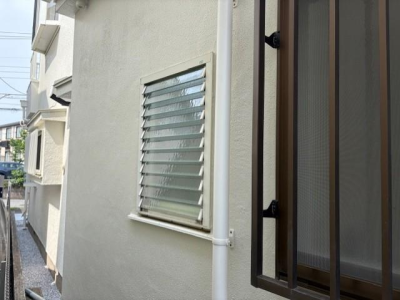 ミネトーヨー住器の【武蔵野市】リプラス居室横辷り出し窓オペレーター　取付工事の施工事例詳細写真2