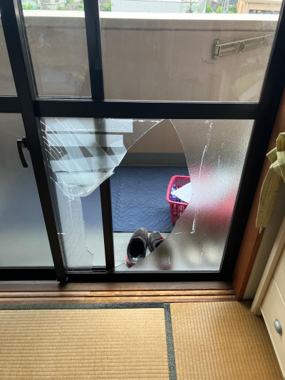 ミネトーヨー住器の【八王子市】ガラス交換工事の施工事例詳細写真1