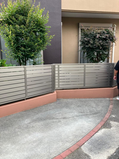 ミネトーヨー住器の【動画有】八王子市 フェンス交換工事の施工事例詳細写真3