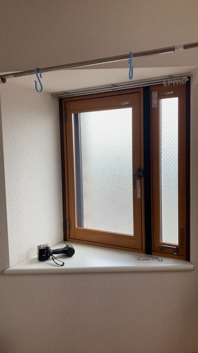 ミネトーヨー住器の【日野市】マンション内窓「インプラス」開き窓+FIX窓 連窓 設置工事の施工事例詳細写真3
