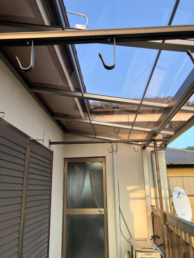 ミネトーヨー住器の【動画有】LIXIL　テラス屋根　スピーネ取付工事の施工事例詳細写真4