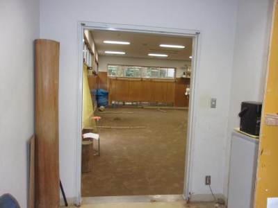 ミネトーヨー住器の【動画有り　八王子市】私立大学　入口スチールドア　カバー工法の施工事例詳細写真2