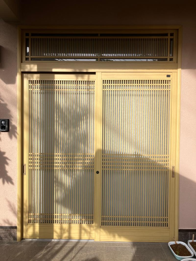 ミネトーヨー住器の【動画有】八王子市　玄関引戸カバー工事の施工事例詳細写真1