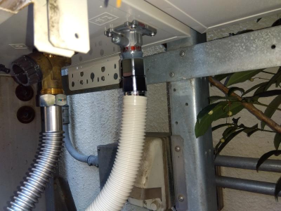 ミネトーヨー住器の【八王子市私立大学寮シャワー室　給湯器交換工事】の施工事例詳細写真8