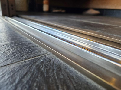 【玄関引戸】カバー工事　ご説明 ミネトーヨー住器のブログ 写真3