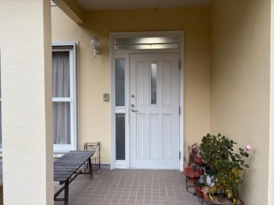 ミネトーヨー住器の【八王子市】 断熱玄関ドア リシェントⅢ カバー工事の施工事例詳細写真1