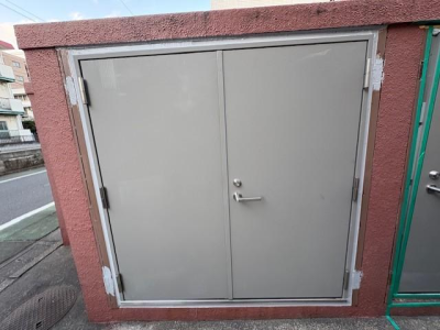 ミネトーヨー住器の【八王子市】スチールドア　カバー工事の施工事例詳細写真3