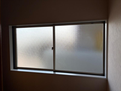 ミネトーヨー住器の【動画有】八王子市　雨戸付サッシ　リプラスカバー工事の施工事例詳細写真2