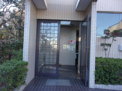 ミネトーヨー住器の【動画有】　八王子市マンションフロアヒンジ交換工事の施工事例詳細写真1