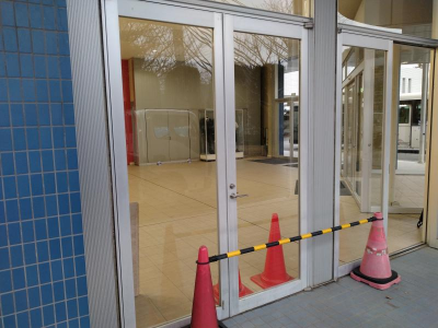 ミネトーヨー住器の【私立中学・高等学校】ガラス交換工事の施工事例詳細写真2