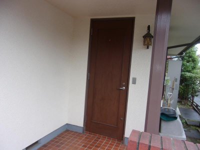 ミネトーヨー住器の【動画有】リシェントⅢ玄関ドア　カバー工事の施工事例詳細写真1