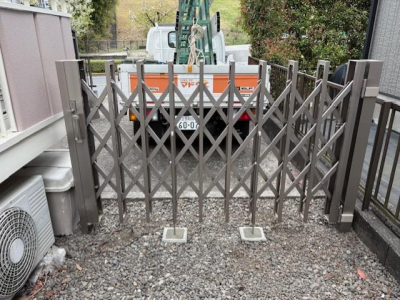 ミネトーヨー住器の【八王子市】伸縮門扉工事の施工事例詳細写真3