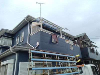 ミネトーヨー住器の【あきる野市】テラスSV　屋根取付工事の施工事例詳細写真2