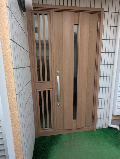 ミネトーヨー住器の【八王子市】リシェントⅢ玄関ドアG12型　カバー工事の施工事例詳細写真2