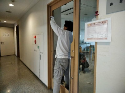 ミネトーヨー住器の【八王子市】私立大学　ガラス交換工事の施工事例詳細写真2