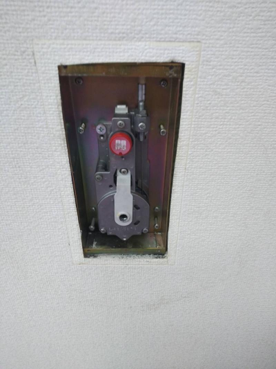 【排煙窓】のお話 ミネトーヨー住器のブログ 写真2