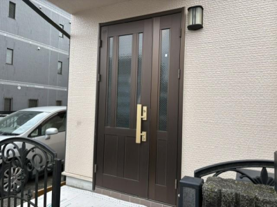 ミネトーヨー住器の【八王子市】高断熱仕様 玄関ドアカバー工事の施工事例詳細写真1