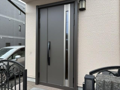 ミネトーヨー住器の【八王子市】高断熱仕様 玄関ドアカバー工事の施工事例詳細写真2