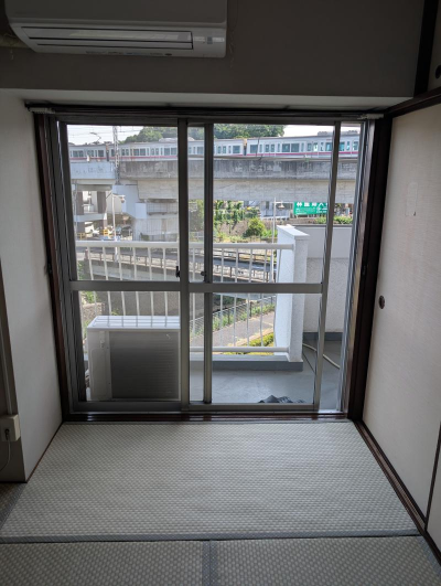 ミネトーヨー住器の【八王子市】マンション 内窓インプラス取付工事の施工事例詳細写真1