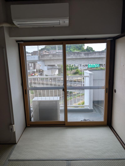 ミネトーヨー住器の【八王子市】マンション 内窓インプラス取付工事の施工事例詳細写真2