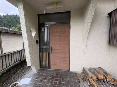 ミネトーヨー住器の【八王子市】リシェント玄関親子ドア施工に伺いましたの施工事例詳細写真1
