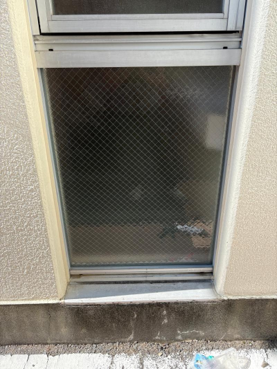 ミネトーヨー住器の【八王子市】店舗 ガラス交換工事の施工事例詳細写真2