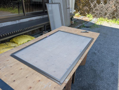 ミネトーヨー住器の【檜原村】網戸張替え工事、サッシクレセント交換工事に伺いましたの施工事例詳細写真2