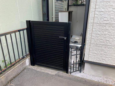 ミネトーヨー住器の【動画有】門扉修繕工事　施工例　(立川市)の施工事例詳細写真1