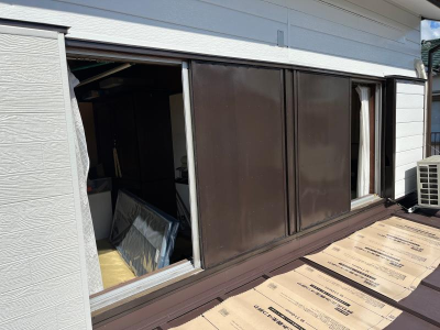 ミネトーヨー住器の【施工事例】八王子市のお客様宅にてアルミ面格子(落下防止柵)を設置の施工事例詳細写真1